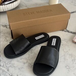 Steve Madden KAYA Black Leather Slides